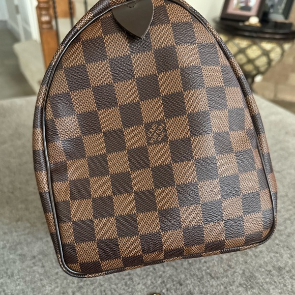 Authentic Louis Vuitton Speedy 30 - Picture 7 of 13
